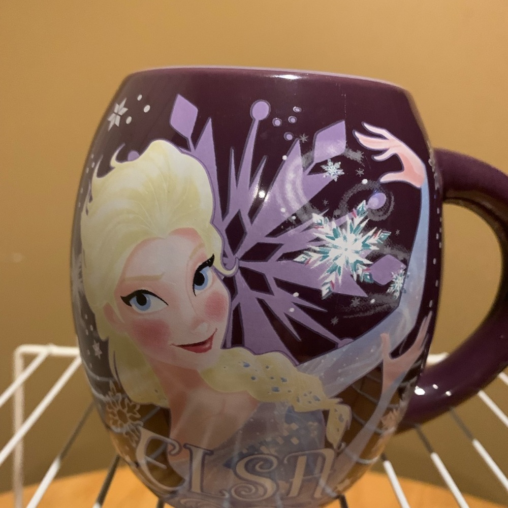 Disney Anna & Elsa 18 Oz Coffee Mug
